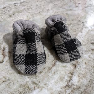 Dearfoams Infant slippers 0-3M